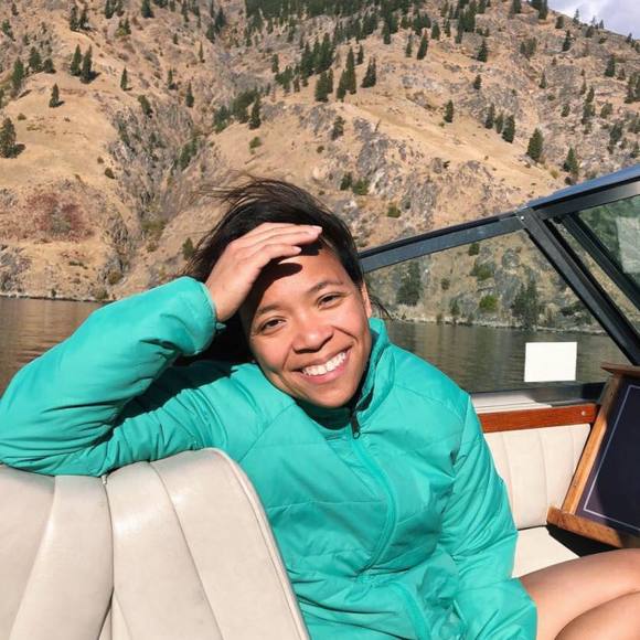 Meet your Posher, Kristine - Picture 1 of 1